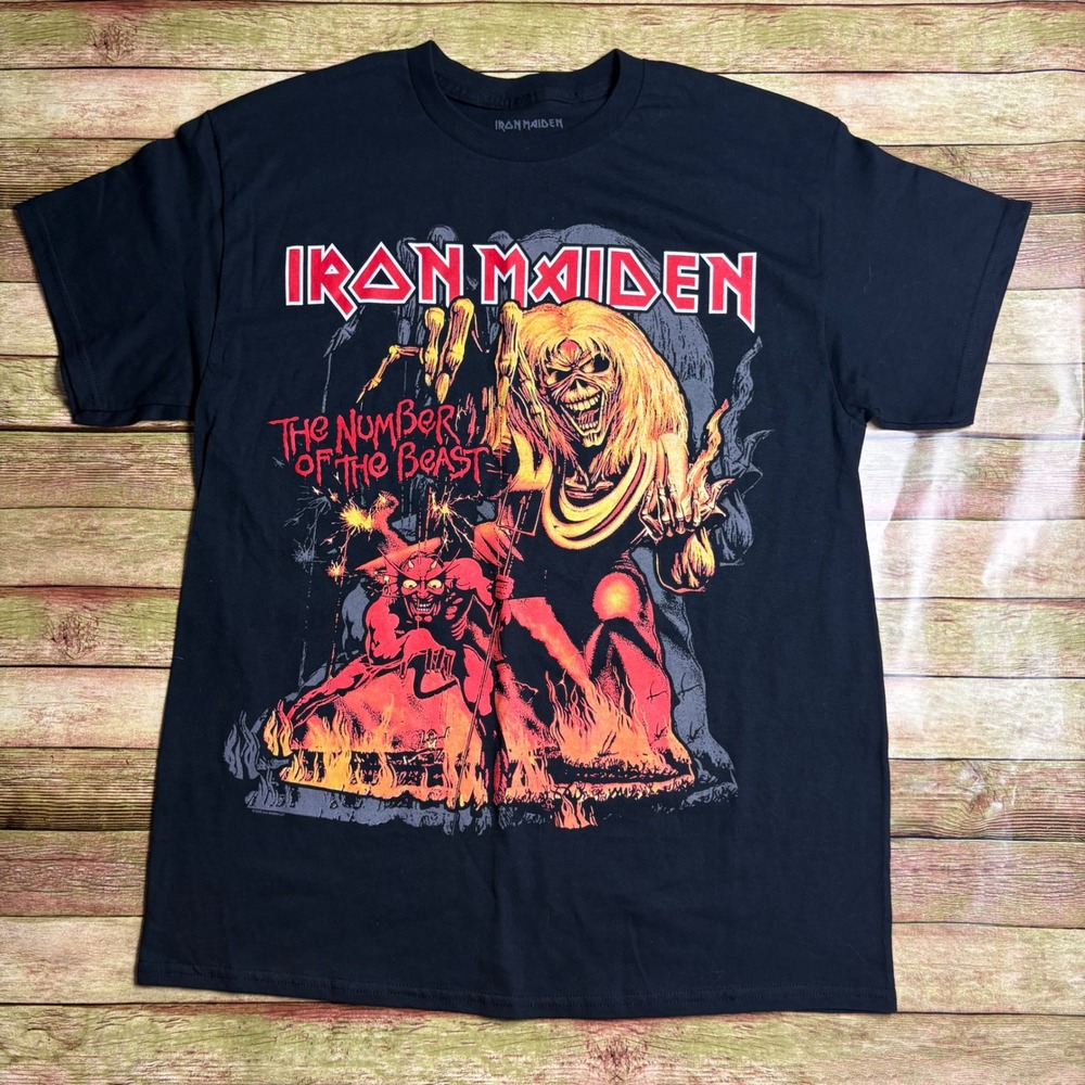 Iron Maiden The Number‎ of the Beast Album Cover Graphic Band T-Shirt